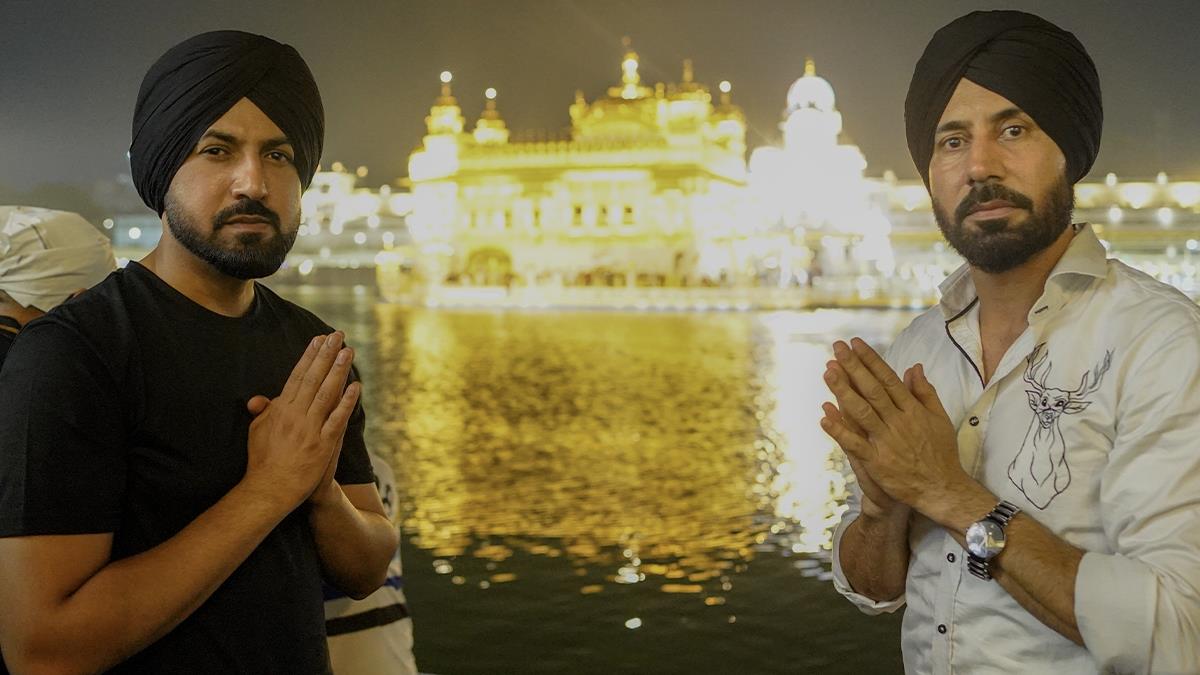 Pollywood, Carry On Jatta 3, Carry On Jatta 3 Release Date, Carry On Jatta 3 Movie, Carry On Jatta 3 Movie Release Date, Carry On Jatta 3 Preview, Carry On Jatta 3 Promotions, Gippy Grewal, Binnu Dhillon, Sonam Bajwa, Gurpreet Ghuggi, Jaswinder Bhalla, Karamjit Anmol, Kavita Kaushik, Shinda Grewal, Nasir Chinyoti, Carry On Jatta 3 Amritsar, Carry On Jatta 3 Golden Temple, Carry On Jatta 3 Amritsar Promotions