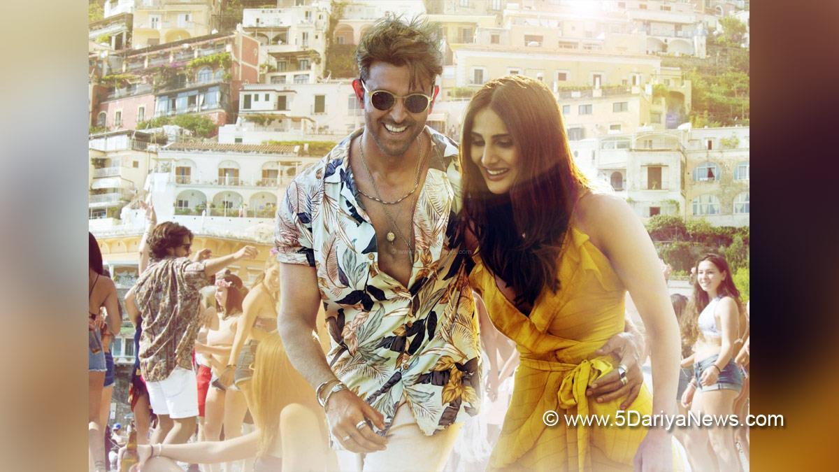 Hrithik Roshan , Vaani Kapoor , Bollywood , Entertainment , Mumbai , Actor , Cinema , Hindi Films , Movie , Mumbai News , Ghungroo , Stars On Fire