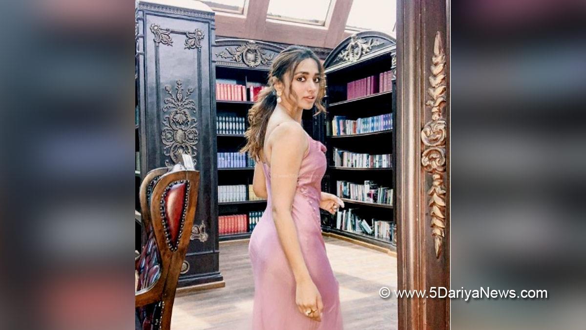 Bigg Boss , TV , Television , Entertainment , Mumbai , Actor , Actress , Mumbai News , Bigg Boss OTT 2 , Jiya Shankar , Bebika Dhurve , Abhishek Malhan , Akanksha Puri , Aaliya Siddiqui , Jad Hadid