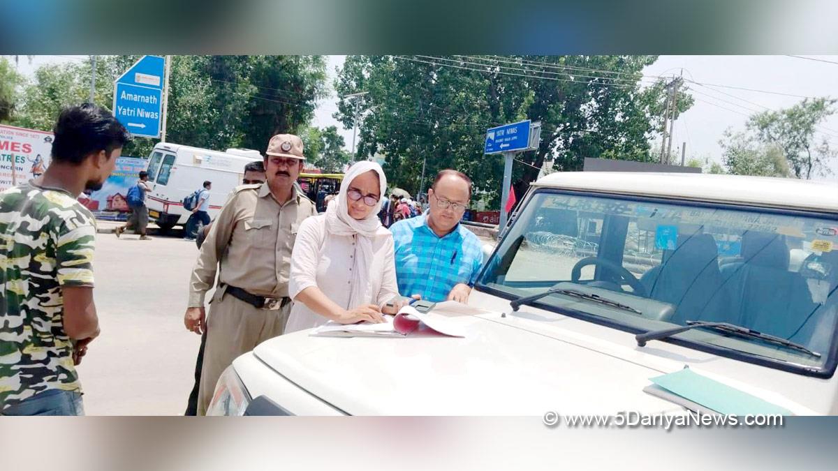 Jammu, Avny Lavasa, Deputy Commissioner Jammu, Kashmir, Jammu And Kashmir, Jammu & Kashmir, District Administration Jammu, Shri Amarnath Ji Yatra, Shri Amarnathji Yatra 2023, Amarnathji Yatra, Amarnathji Yatra 2023, Shri Amarnath Ji Pilgrimage, Shri Amarnathji Shrine Board, SASB, SANJY-2023