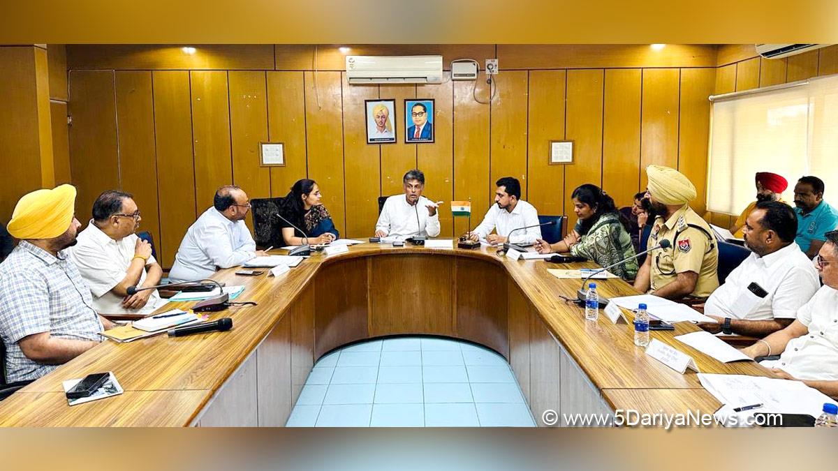 Manish Tewari, Punjab Pradesh Congress Committee, Congress, Indian National Congress, Punjab Congress, Punjab, Dinesh Chadha, AAP, Aam Aadmi Party, Aam Aadmi Party Punjab, AAP Punjab, Ropar, Rupnagar