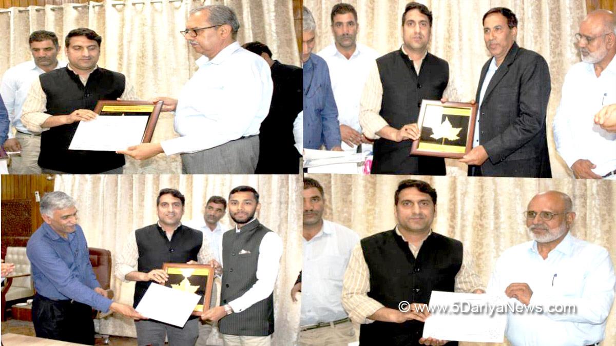 Srinagar, Deputy Commissioner Srinagar, Mohammad Aijaz Asad, Jammu, Kashmir, Jammu And Kashmir, Jammu & Kashmir, District Administration Srinagar, Dr Nazir Chowdhary, Mohammad Younis Chowdhary, Zahoor Ahmad Mir, Syed Shabir Ahmad, Mohammad Yaseen Lone