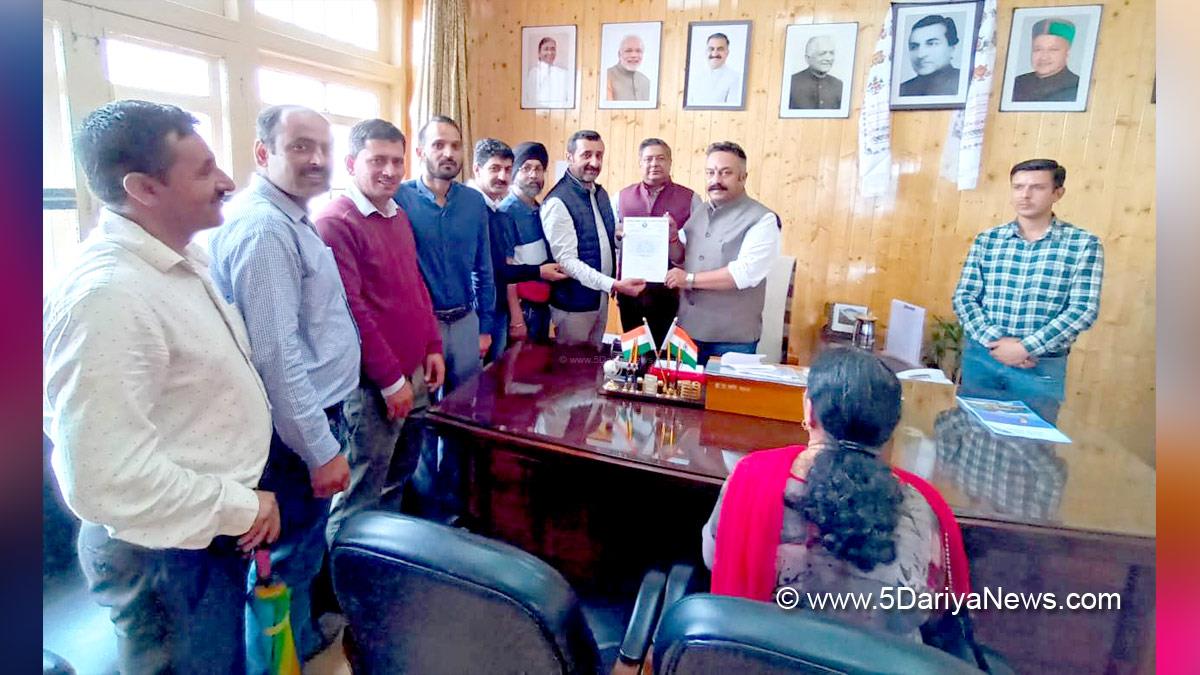 Rohit Thakur, Himachal Pradesh, Himachal, Congress, Indian National Congress, Himachal Congress, Shimla