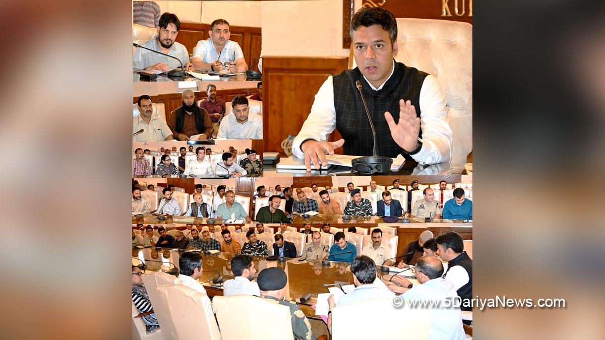 Kulgam, Deputy Commissioner Kulgam, Dr. Bilal Mohi-Ud-Din Bhat, Kashmir, Jammu And Kashmir, Jammu & Kashmir, District Administration Kulgam, Showkat Ahmad Rather, Viqar Ahmad Giri