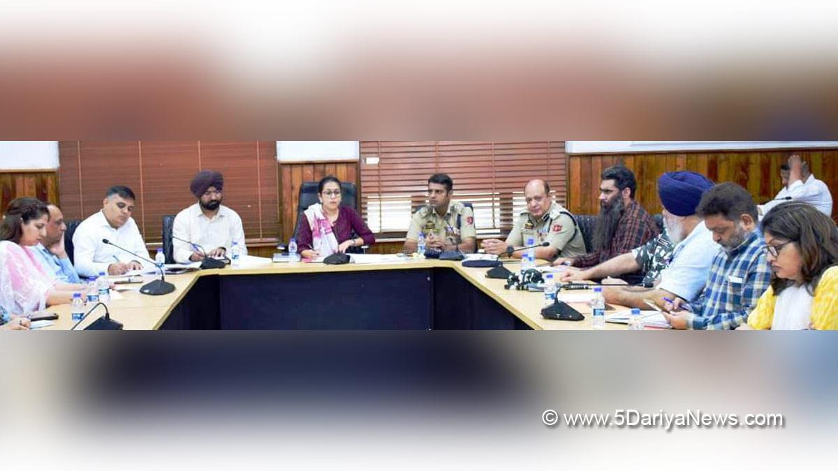 Jammu, Avny Lavasa, Deputy Commissioner Jammu, Kashmir, Jammu And Kashmir, Jammu & Kashmir, District Administration Jammu