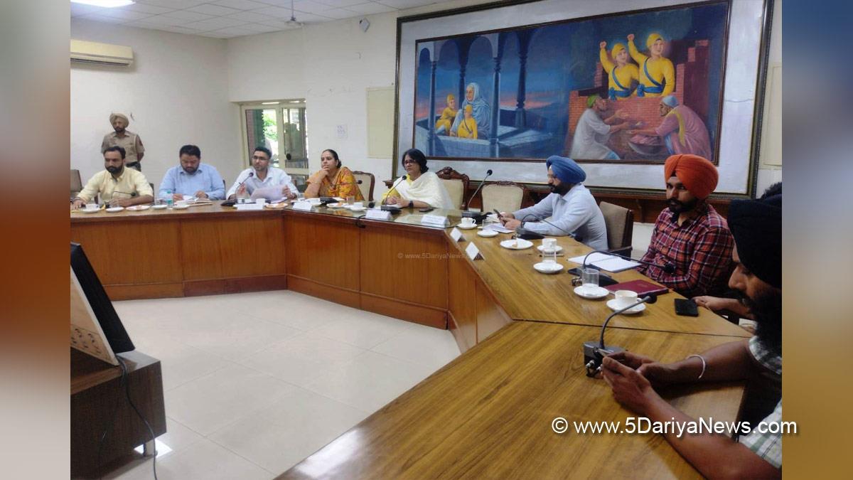 DC Fatehgarh Sahib, Parneet Shergill, Fatehgarh Sahib, Deputy Commissioner Fatehgarh Sahib 