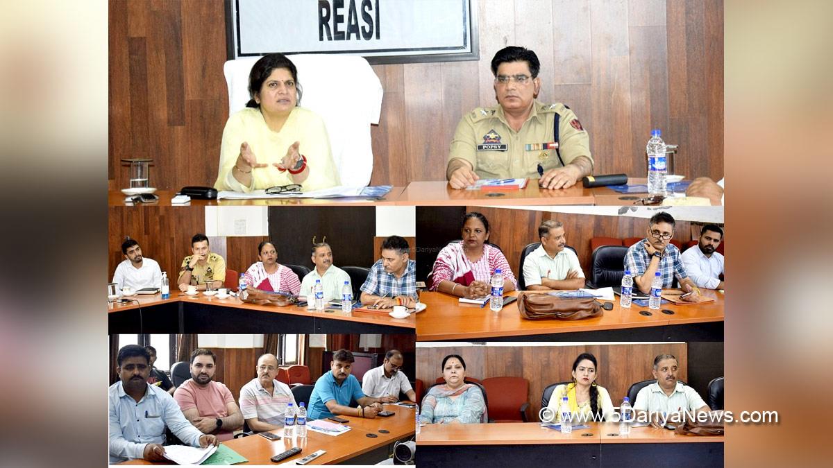 Reasi, Deputy Commissioner Reasi, Babila Rakwal, Kashmir, Jammu And Kashmir, Jammu & Kashmir, District Administration Reasi, National Tobacco Control Programme, NTCP, Shiveta Raina