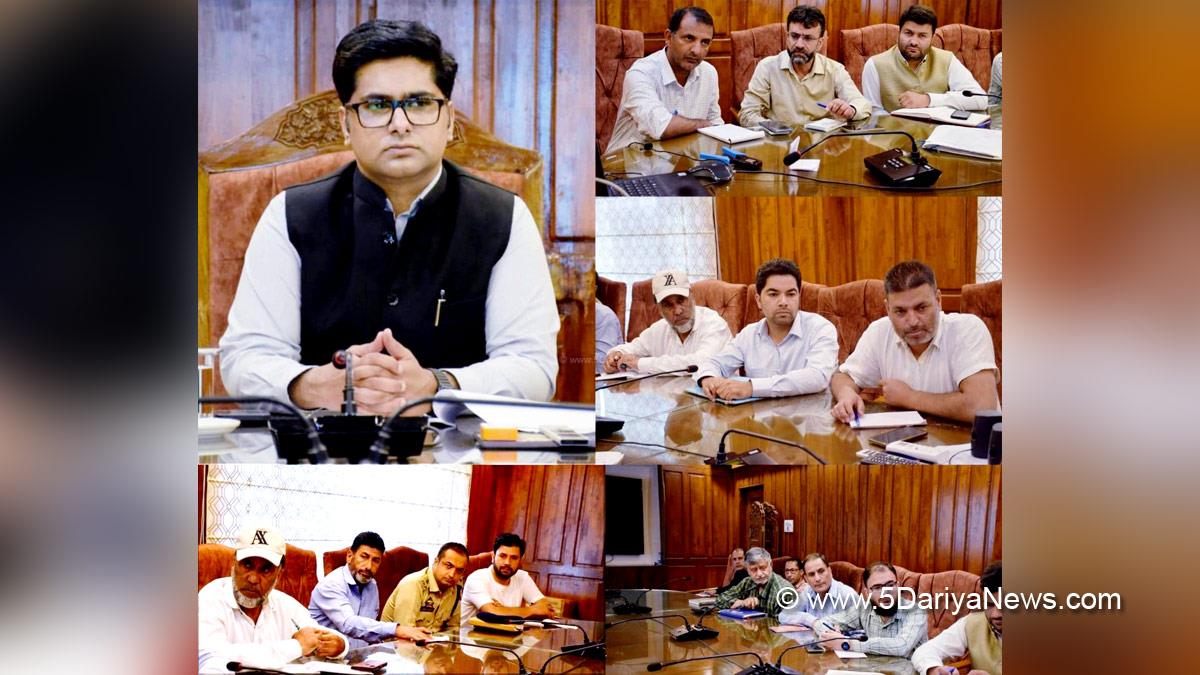 Bandipora, Deputy Commissioner Bandipora, Dr Owais Ahmad, Kashmir, Jammu And Kashmir, Jammu & Kashmir, District Administration Bandipora, Raja Yaqoob Farooq