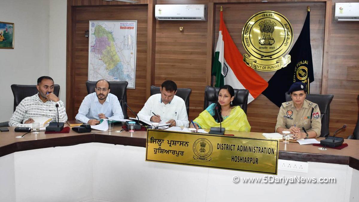 DC Hoshiarpur, Deputy Commissioner Hoshiarpur, Komal Mittal, Hoshiarpur, Say No To Plastic