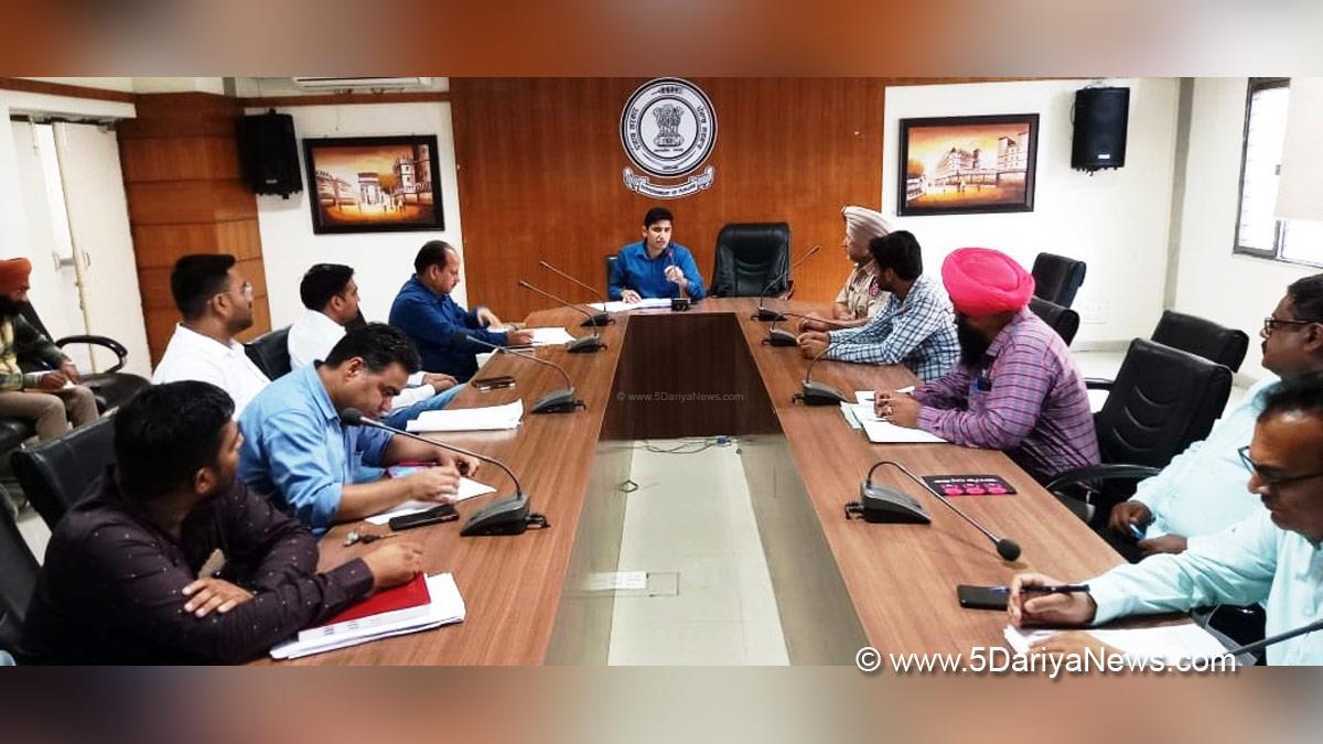 Punjab Admin, Nikas Khinchad, Sub Divisional Magistrate, SDM Fazilka, Fazilka