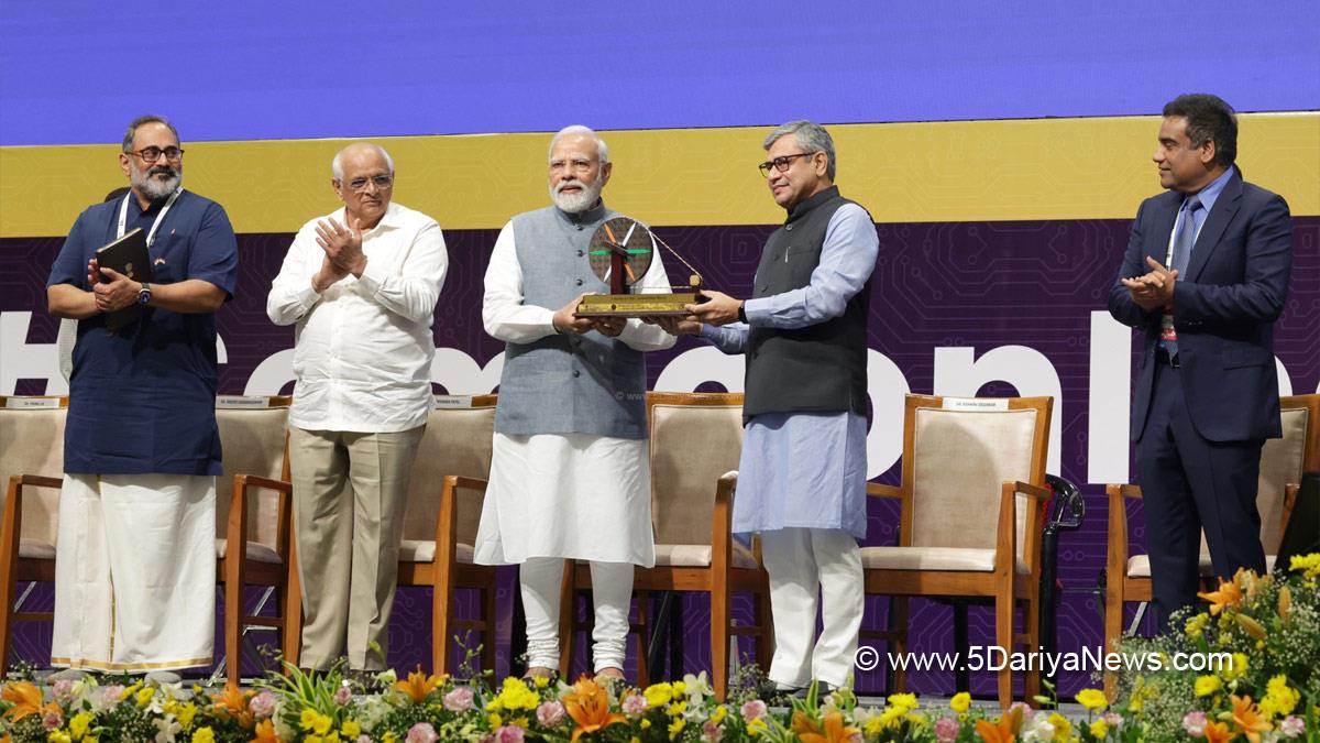 Narendra Modi, Modi, BJP, Bharatiya Janata Party, Prime Minister of India, Prime Minister, Narendra Damodardas Modi, Bhupendra Patel, Ashwini Vaishnav, Rajeev Chandrasekhar