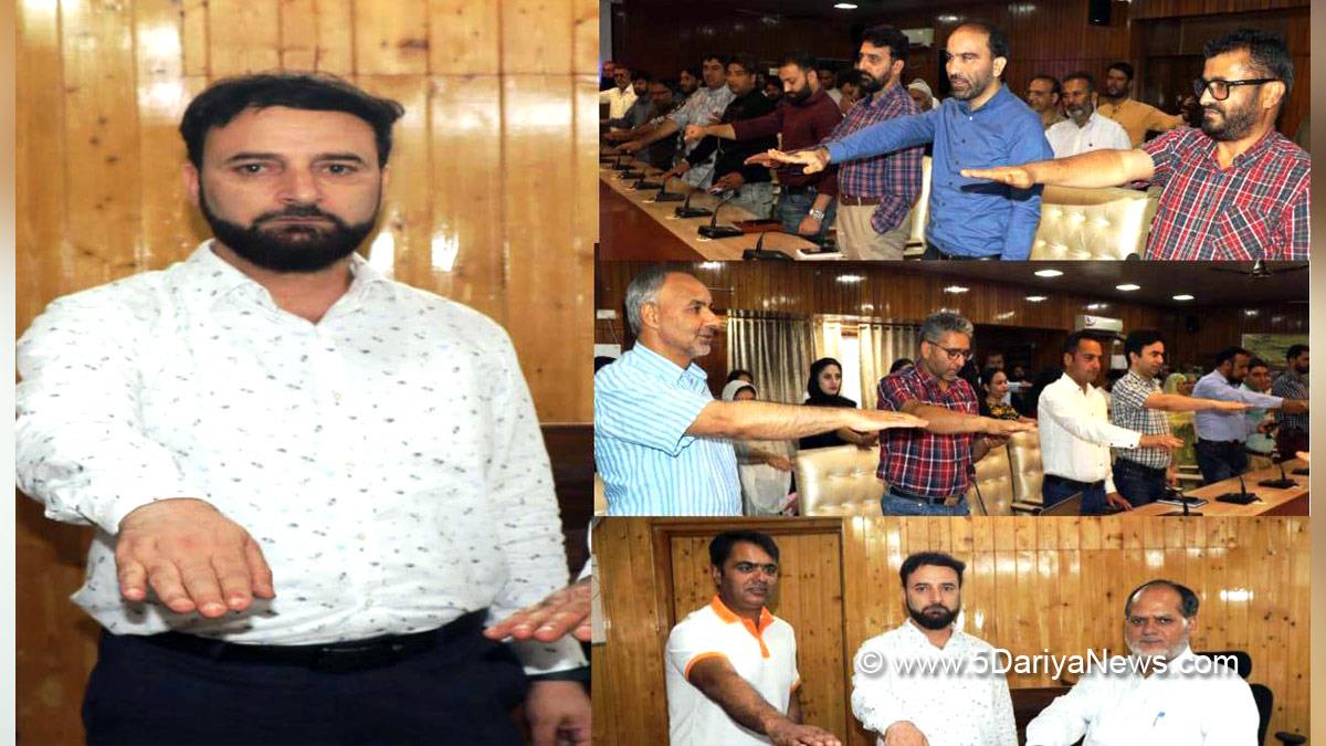 Srinagar, Syed Shabir Ahmad, Kashmir, Jammu And Kashmir, Jammu & Kashmir, District Administration Srinagar