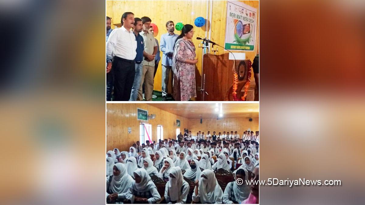 Kupwara, Deputy Commissioner Kupwara, Ayushi Sudan, Kashmir, Jammu And Kashmir, Jammu & Kashmir, District Administration Kupwara, National Deworming Day