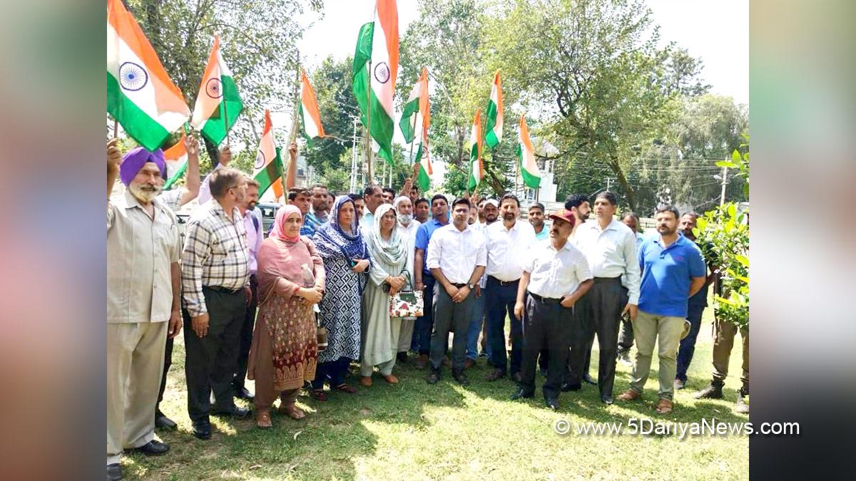 Rajouri, DDC Rajouri, District Development Commissioner Rajouri, Vikas Kundal, Kashmir, Jammu And Kashmir, Jammu & Kashmir, District Administration Rajouri, Meri Maati Mera Desh, Tiranga Rally, Har ghar Tiranga, Azadi Ka Amrit Mahotsav, 76th Anniversary of Indian Independence, 76th years of Independence, Har ghar Tiranga, Kashmir, Jammu And Kashmir, Jammu & Kashmir, Kashmir Valley