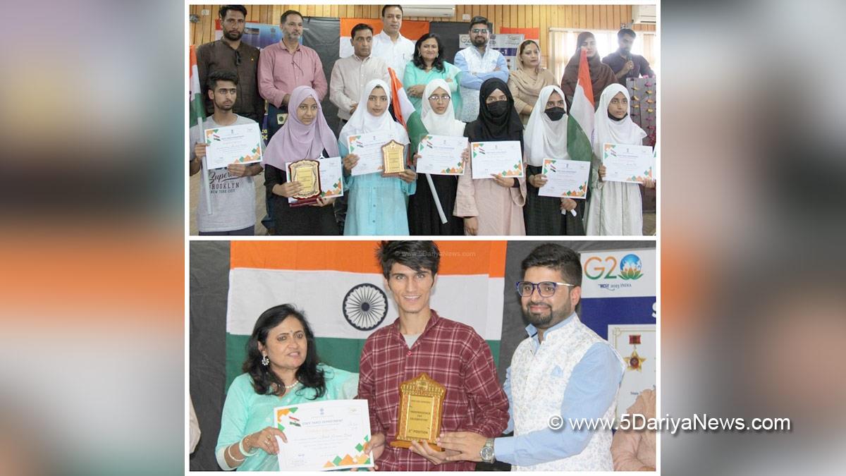 Srinagar, Dr. Rashmi Singh, Kashmir, Jammu And Kashmir, Jammu & Kashmir, District Administration Srinagar, Meri Maati Mera Desh, Tiranga Rally, Har ghar Tiranga