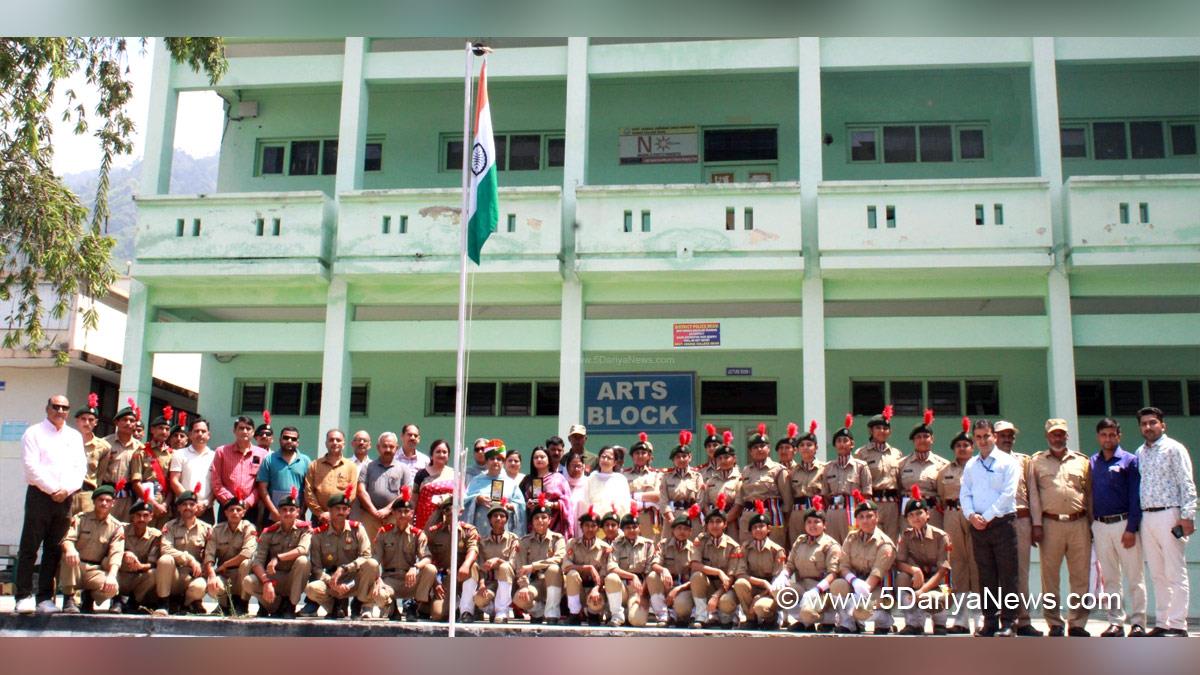 Kashmir, Jammu And Kashmir, Jammu & Kashmir, Ramesh Kumar, Independence Day, Independence Day of India , Independence Day 2023 , 77th Independence Day 2023, Independence Day India, Indian Flag, Har Ghar Tiranga, 15 august 2023, Government Middle School Patoli Mangotrian