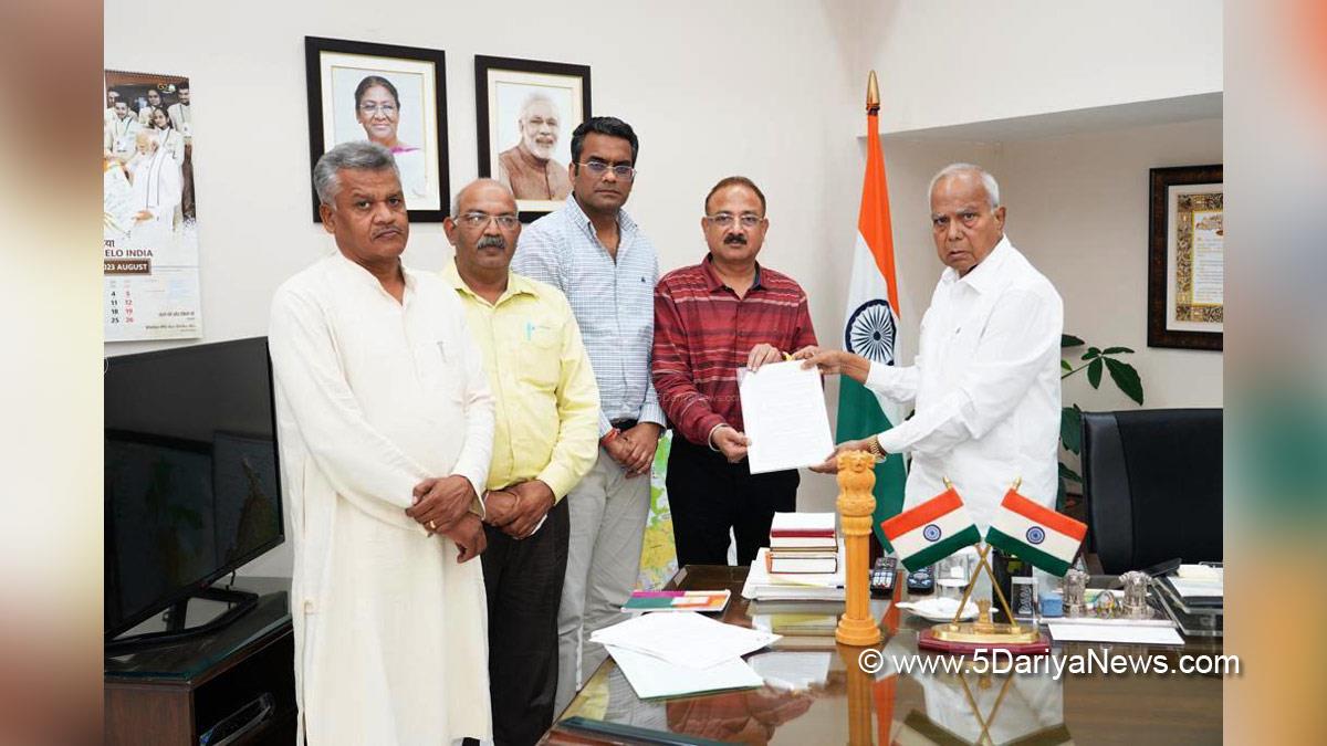 Banwari Lal Purohit, Banwarilal Purohit, Governor of Punjab, Punjab Governor, Punjab Raj Bhavan, Arun Sood, BJP Chandigarh, Bharatiya Janata Party, BJP