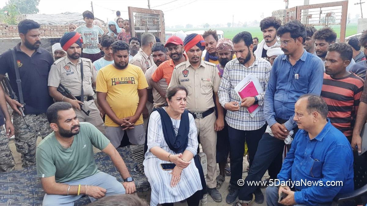 DC Fazilka, Senu Duggal, Fazilka, Deputy Commissioner Fazilka, Narinder Pal Singh Sawna, Fazilka, AAP, Aam Aadmi Party, Aam Aadmi Party Punjab, AAP Punjab