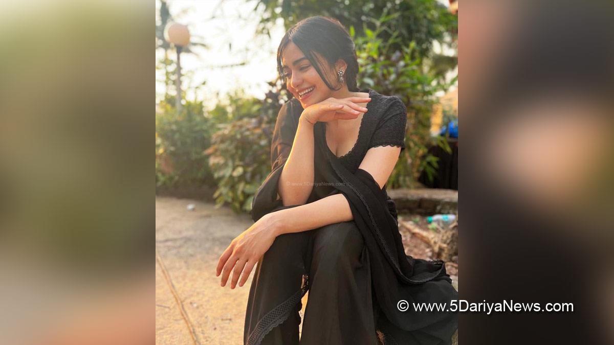 Adah Sharma, Bollywood, Entertainment, Mumbai, Actor, Cinema, Hindi Films, Movie, Mumbai News