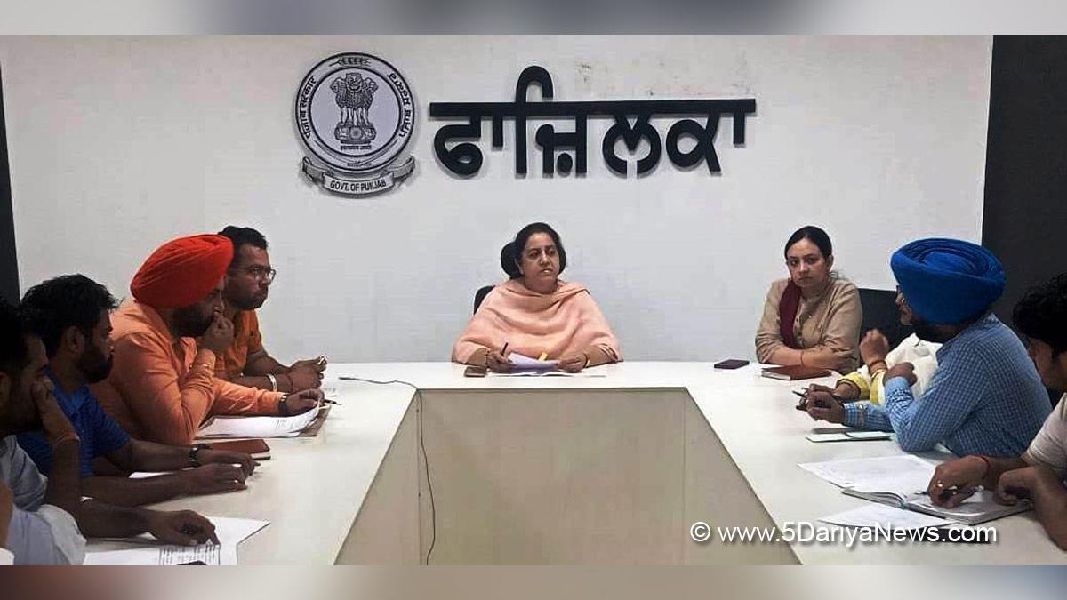 DC Fazilka, Senu Duggal, Fazilka, Deputy Commissioner Fazilka