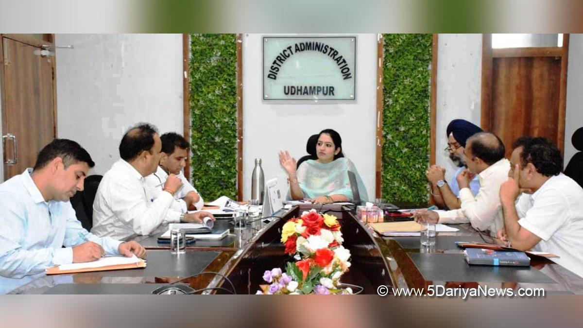 Udhampur, DDC Udhampur, District Development Commissioner Udhampur, Kashmir, Jammu And Kashmir, Saloni Rai, Jammu & Kashmir, District Administration Udhampu