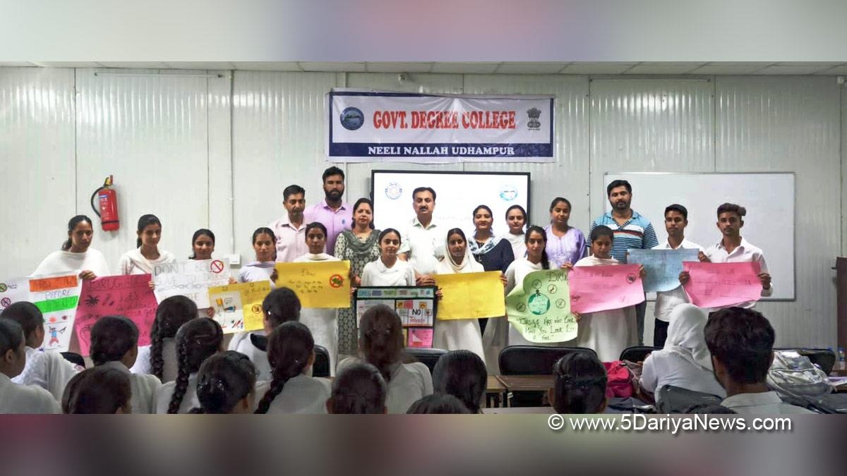 Udhampur, Prof. Hans Raj, Kashmir, Jammu And Kashmir, Saloni Rai, Jammu & Kashmir, District Administration Udhampur, Ill effects of Drug Abuse, Nasha Mukt Bharat Campaign