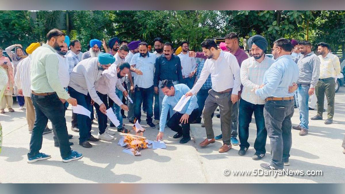 Protest, Ferozpur, Punjab State Ministerial Services Union