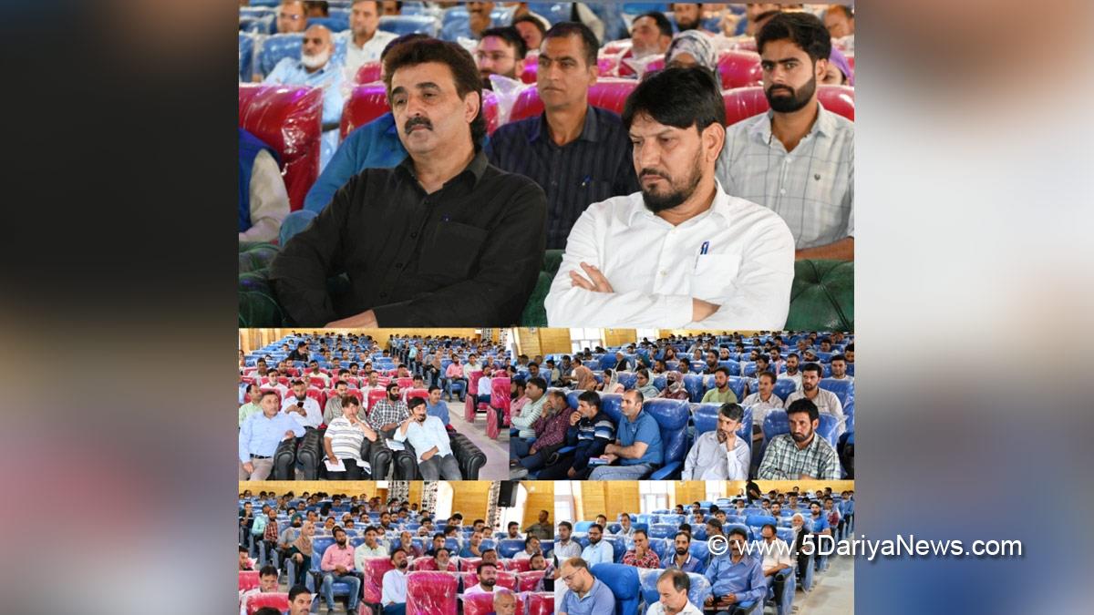 Viqar Ahmed Giri, Kulgam, KPDCL Kulgam, Kashmir, Jammu And Kashmir, Jammu & Kashmir, District Administration Kulgam, Muzaffar Lone, Bhrashtachar Mukt J&K celebrations, Bhrashtachar Mukt J&K, Brashtachar Mukt J&K Week