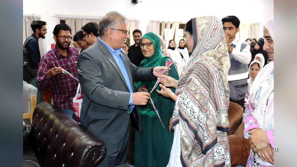 Prof Heena Amin, Kashmir, Jammu And Kashmir, Jammu & Kashmir, Srinagar, Kashmir Valley, Prof. Sheikh Ajaz Bashir, Teachers day, Teachers’ Day, Dr. Sarvepalli Radha Krishnan, Dr. Sarvepalli Radhakrishnan, Teachers day 2023