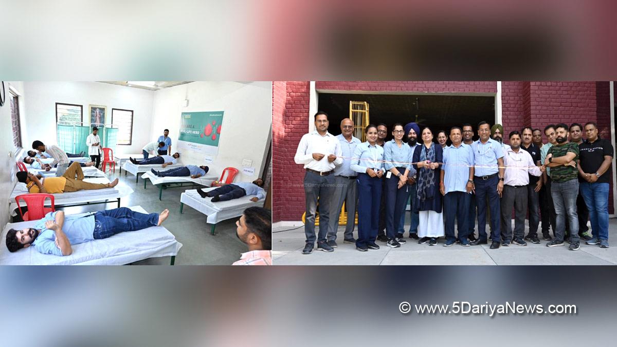 Blood Camp,  Blood Donation Camp, Trident Foundation, Trident Group, Madhu Gupta, Head Trident Foundation, Barnala  