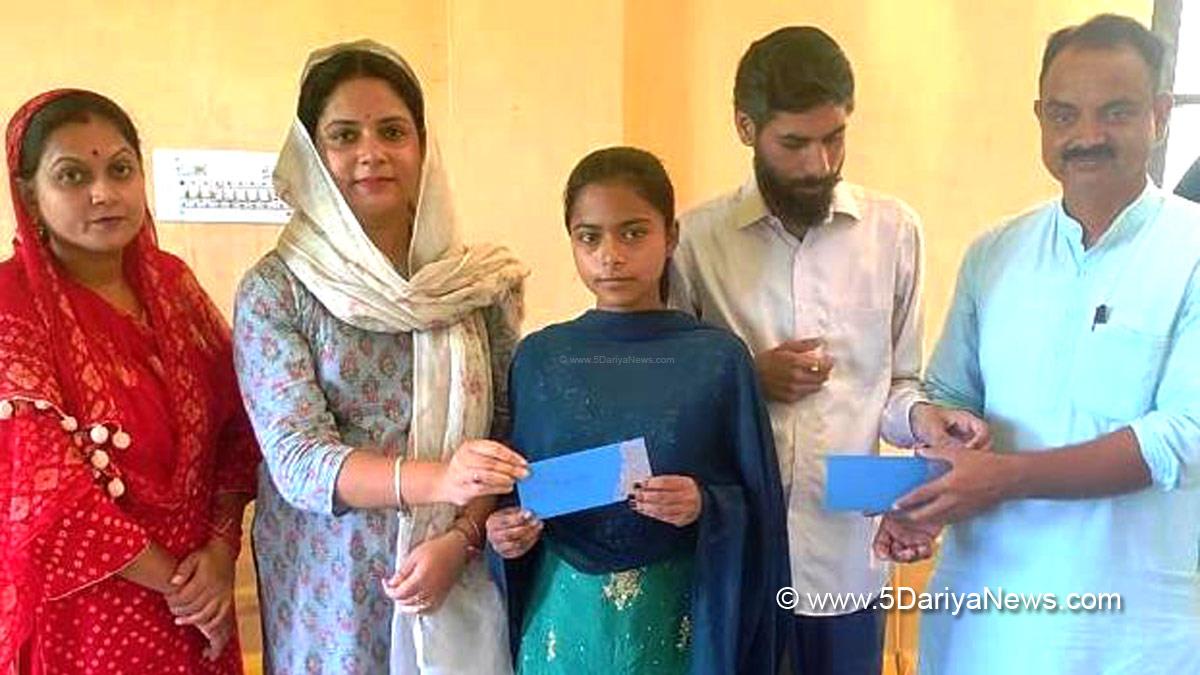 Udhampur, Juhi Manhas Pathania, Kashmir, Jammu And Kashmir, Jammu & Kashmir, District Administration Udhampur