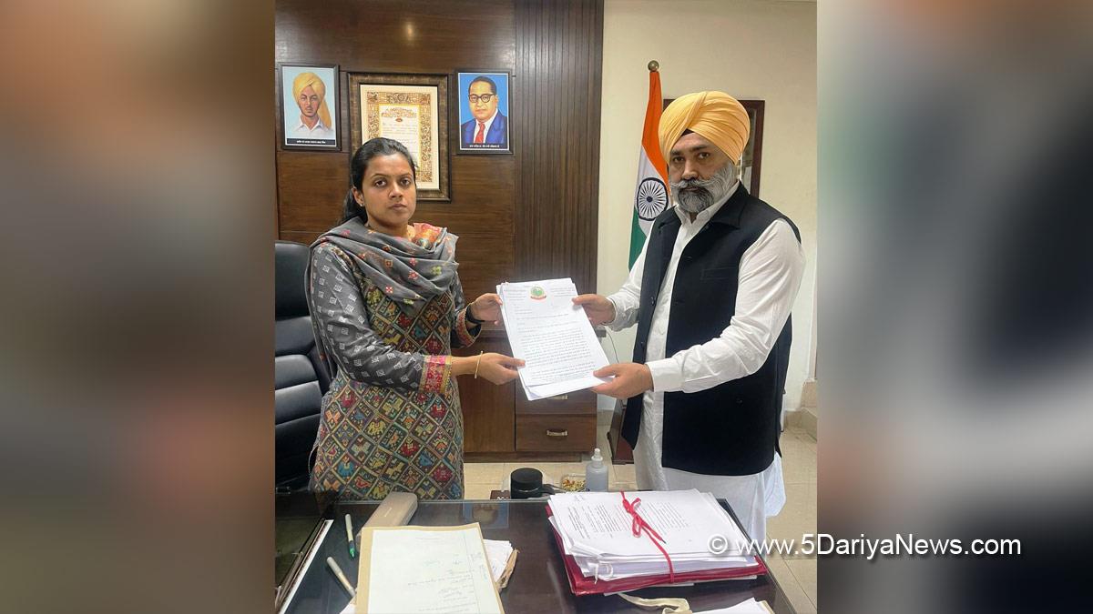 DC Mohali, Aashika Jain, Deputy Commissioner Mohali, S.A.S. Nagar, S.A.S. Nagar Mohali, Mohali, Sahibzada Ajit Singh Nagar, Kuljit Singh Bedi, Deputy Mayor, S.A.S.Nagar, Mohali, S.A.S. Nagar Mohali, Punjab Congress, Sahibzada Ajit Singh Nagar