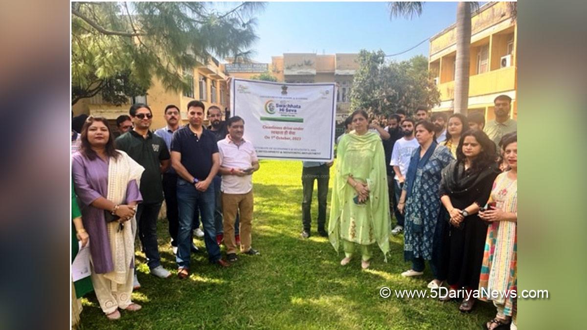 Satvir Kour Sudan, Jammu, Kashmir, Jammu And Kashmir, Jammu & Kashmir, Swachhta Hi Seva, Indian Swachhta League 2.0, Swachhta League 2.0, India Vs Garbage, Garbage Free India, Indian Swachhata League, Swachhata Hi Seva, Youth Vs Garbage, Swachh Bharat, Swachh Bharat Mission, Swachhta Pakhwada, Ek Tareekh Ek Gahanta Ek Saath