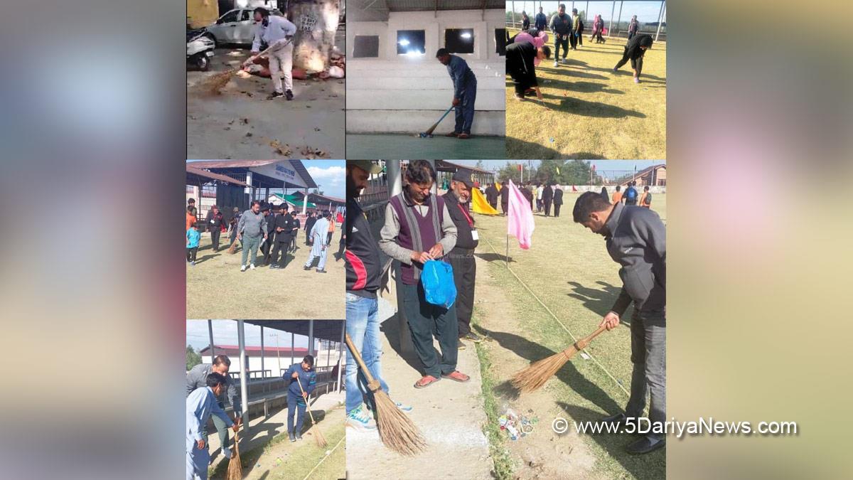 Nuzhat Gul, Nuzhat Gull, Secretary Sports Council, Secretary J&K Sports Council, Kashmir, Jammu And Kashmir, Jammu & Kashmir, Srinagar, Jammu,Swachhta Hi Seva, Indian Swachhta League 2.0, Swachhta League 2.0, India Vs Garbage, Garbage Free India, Indian Swachhata League, Swachhata Hi Seva, Youth Vs Garbage, Swachh Bharat, Swachh Bharat Mission, Swachhta Pakhwada, Ek Tareekh Ek Gahanta Ek Saath