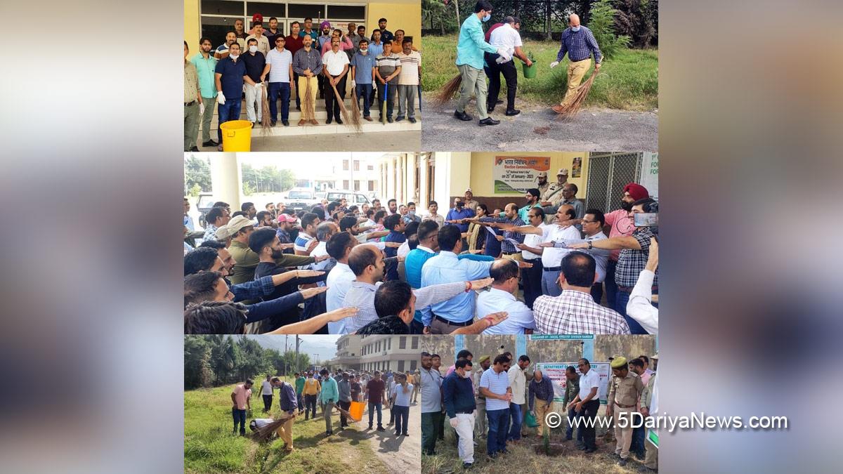 Ramban, Deputy Commissioner Ramban, Mussarat Islam, Mussarat ul-Islam, Kashmir, Jammu And Kashmir, Jammu & Kashmir, District Administration Ramban, Swachhta Hi Seva, Indian Swachhta League 2.0, Swachhta League 2.0, India Vs Garbage, Garbage Free India, Indian Swachhata League, Swachhata Hi Seva, Youth Vs Garbage, Swachh Bharat, Swachh Bharat Mission, Swachhta Pakhwada, Ek Tareekh Ek Gahanta Ek Saath