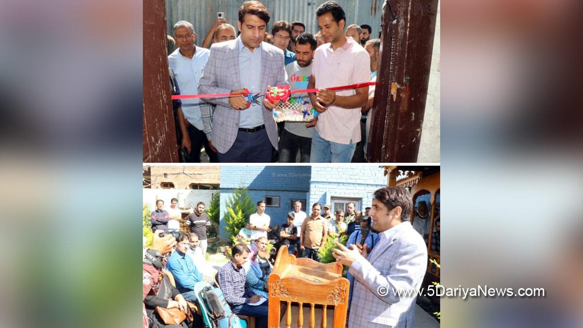 Srinagar, Deputy Commissioner Srinagar, Mohammad Aijaz Asad, Jammu, Kashmir, Jammu And Kashmir, Jammu & Kashmir, District Administration Srinagar, Mohammad Yaseen Lone