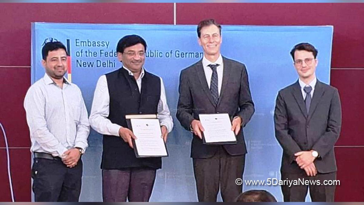 Jammu, Kashmir, Jammu And Kashmir, Jammu & Kashmir, Indian Institute of Technology, IIT Jammu, Dr. Michael Harms, Manoj Singh Gaur
