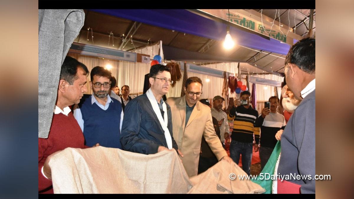 Mahmood Ahmad Shah, Director Handicrafts & Handloom Development Department, Kashmir, Jammu And Kashmir, Jammu & Kashmir