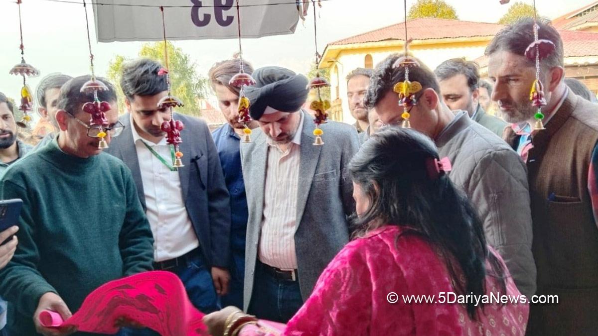 Vikramjeet Singh, Kashmir, Jammu And Kashmir, Jammu & Kashmir, Kashmir Valley, Srinagar, Mahmood Ahmad Shah