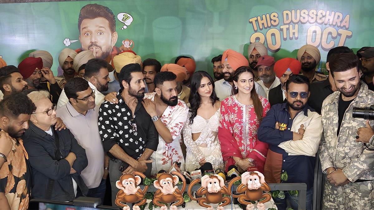 Pollywood, Maujaan Hi Maujaan, Gippy Grewal, Tanu Grewal, Karamjit Anmol, Binnu Dhillon, Hashneen Chauhan, Smeep Kang, Yograj Singh, Jimmy Sharma, Maujaan Hi Maujaan Movie, Maujaan Hi Maujaan Release Date, Maujaan Hi Maujaan Cast, Maujaan Hi Maujaan Review, Maujaan Hi Maujaan Movie Review, Maujaan Hi Maujaan Reviews, Maujaan Hi Maujaan Premiere, Maujaan Hi Maujaan Movie Premiere, Maujaan Hi Maujaan Public Review