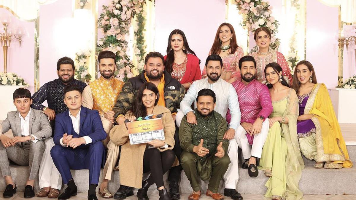 Pollywood, Maujaan Hi Maujaan, Gippy Grewal, Tanu Grewal, Karamjit Anmol, Binnu Dhillon, Hashneen Chauhan, Smeep Kang, Yograj Singh, Jimmy Sharma, Maujaan Hi Maujaan Movie, Maujaan Hi Maujaan Release Date, Maujaan Hi Maujaan Cast, Maujaan Hi Maujaan Review, Maujaan Hi Maujaan Movie Review, Maujaan Hi Maujaan Reviews, Maujaan Hi Maujaan Premiere, Maujaan Hi Maujaan Movie Premiere, Maujaan Hi Maujaan Producer