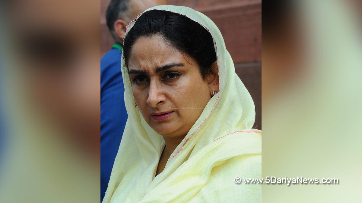 Harsimrat Kaur Badal, Shiromani Akali Dal, SAD, Akali Dal, Piyush Goyal, Harsimrat Badal, Food And Public Distribution Minister, Food Corporation Of India