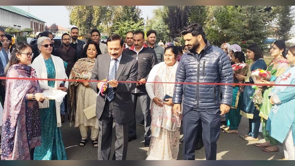 Rajiv Rai Bhatnagar, Rajeev Rai Bhatnagar, Advisor to Lieutenant Governor, Srinagar, Kashmir, Jammu And Kashmir, Jammu & Kashmir, Soan Meeraas Cultural Fair