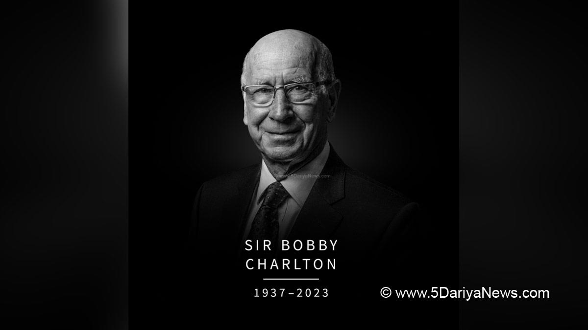 Sports News, Football, Manchester United, Bobby Charlton, Bobby Charlton Death, Bobby Charlton Career, Bobby Charlton Age
