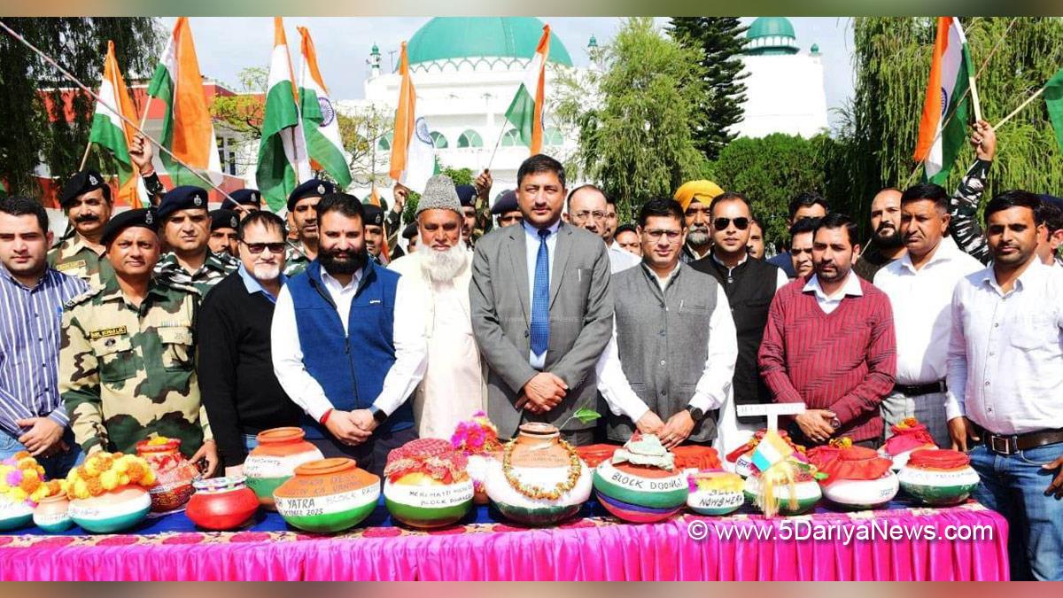 Rajouri, DDC Rajouri, District Development Commissioner Rajouri, Vikas Kundal, Kashmir, Jammu And Kashmir, Jammu & Kashmir, District Administration Rajouri, Amrit Kalash Yatra, Meri Maati Mera Desh, Amrit Kalash, Amrit Kalashs