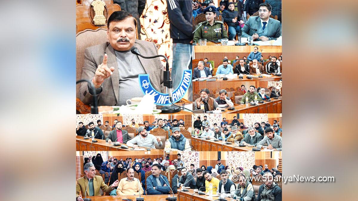 Alok Kumar, Shopian, DDC Shopian, District Development Commissioner Shopian, Faz Lul Haseeb, Faz-Lul Haseeb, Kashmir, Jammu And Kashmir, Jammu & Kashmir, District Administration Shopian, Tanushree 