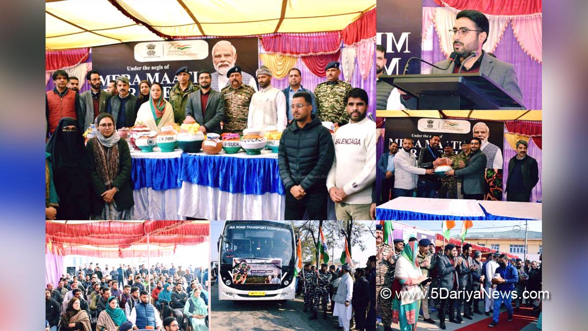 Budgam, Deputy Commissioner Budgam, DC Budgam, Akshay Labroo, Kashmir, Jammu And Kashmir, Jammu & Kashmir, District Administration Budgam, Amrit Kalash Yatra, Amrit Kalash, Meri Maati Mera Desh