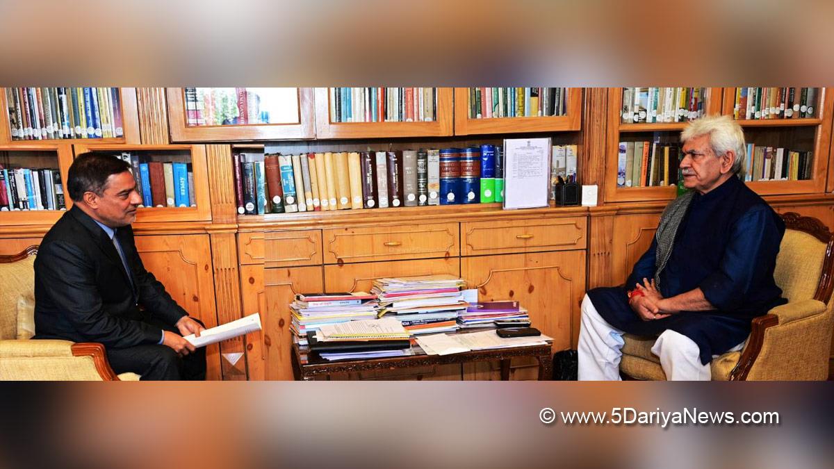 Haji Farooq Mir, Manoj Sinha, Lieutenant Governor J&K, Raj Bhavan,Srinagar, Kashmir, Jammu And Kashmir, Jammu & Kashmir