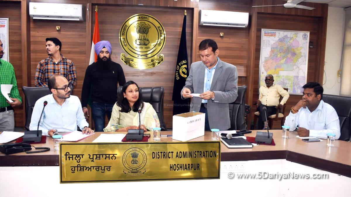 DC Hoshiarpur, Deputy Commissioner Hoshiarpur, Komal Mittal, Hoshiarpur