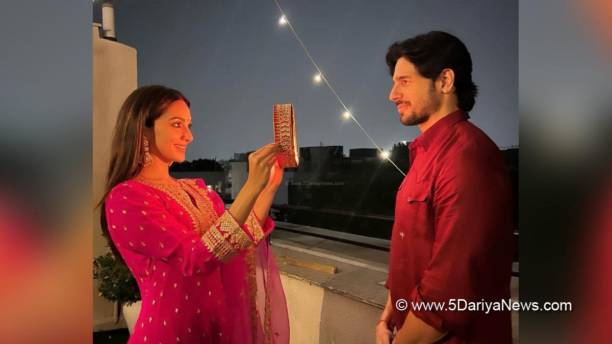 Bollywood, Bollywood Couple Karva Chauth, Kiara Advani, Sidharth Malhotra, Bollywood Couples Karva Chauth, Bollywood Couple Karva Chauth Pictures, Sid Kiara Karva Chauth, Sid Kiara Karva Chauth Pics, Sid Kiara Karva Chauth Pictures